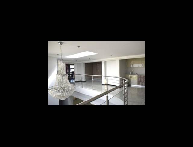 5 BEDROOM FREEHOLD FOR SALE IN HELDERWYK